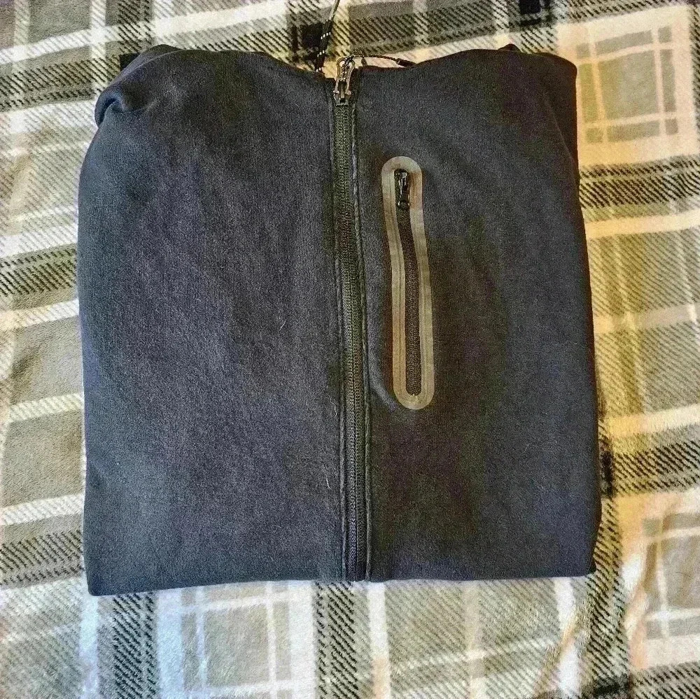 Old Navy black athletic, casual hoodie, XL - Picture 7 of 7
